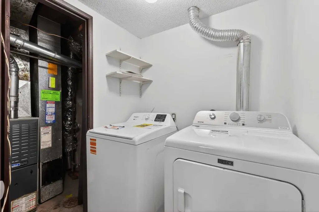 1203 44 Street SE Calgary AB T2A5E6