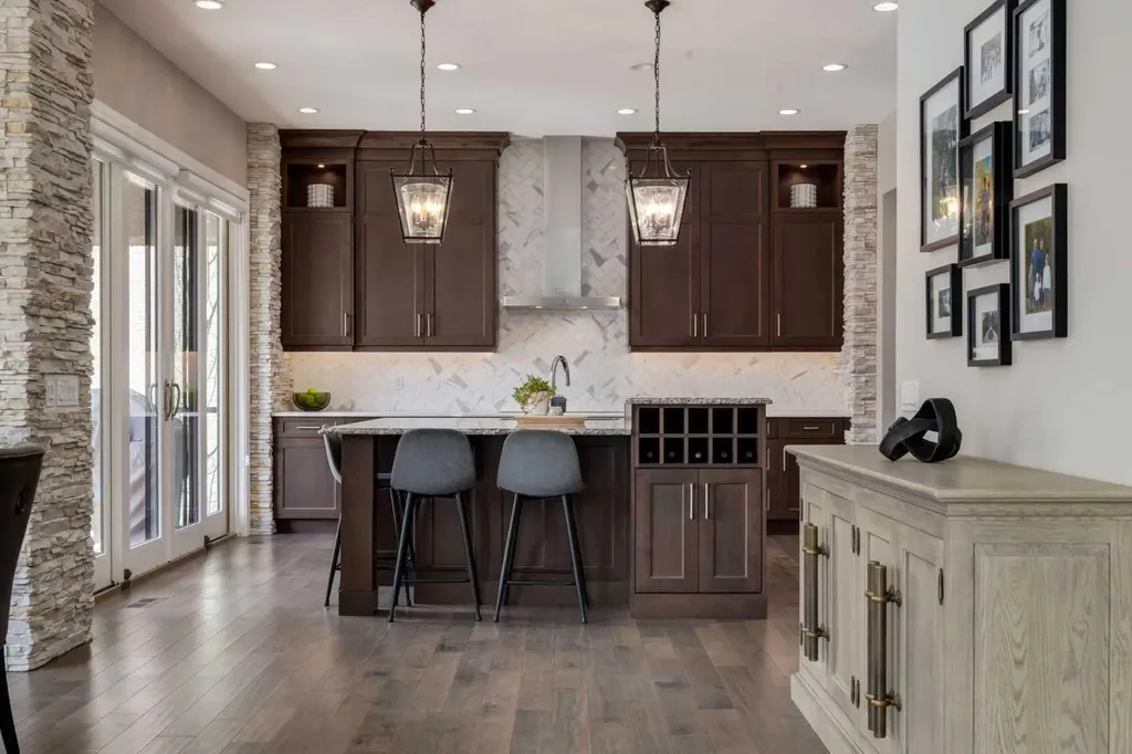 64 Mystic Ridge Way SW Calgary AB T3H 1S7