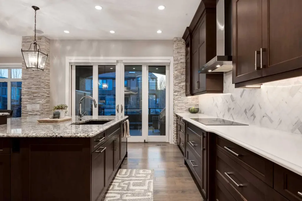 64 Mystic Ridge Way SW Calgary AB T3H 1S7