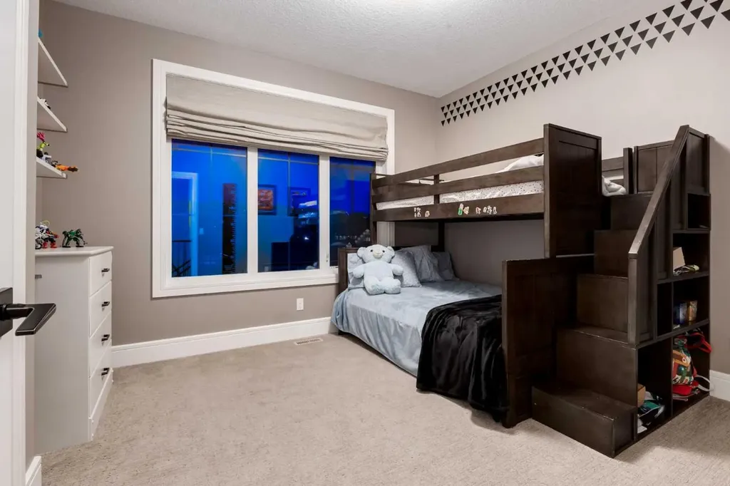 64 Mystic Ridge Way SW Calgary AB T3H 1S7