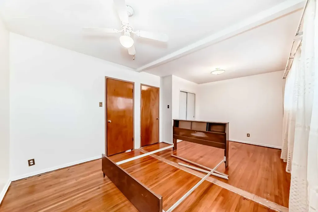 1527 49 Street SE Calgary AB T2A 1S2
