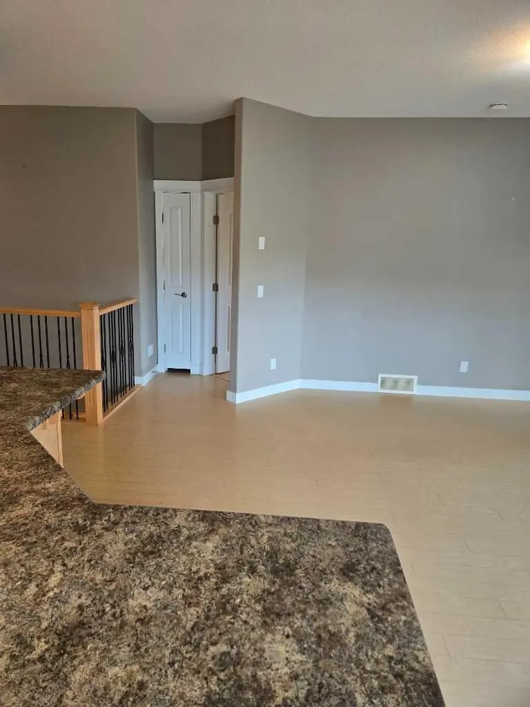 601 3 Street Fox Creek AB T0H1P0