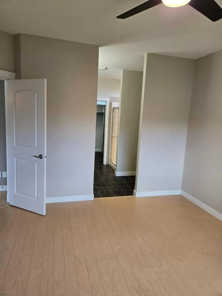 601 3 Street Fox Creek AB T0H1P0