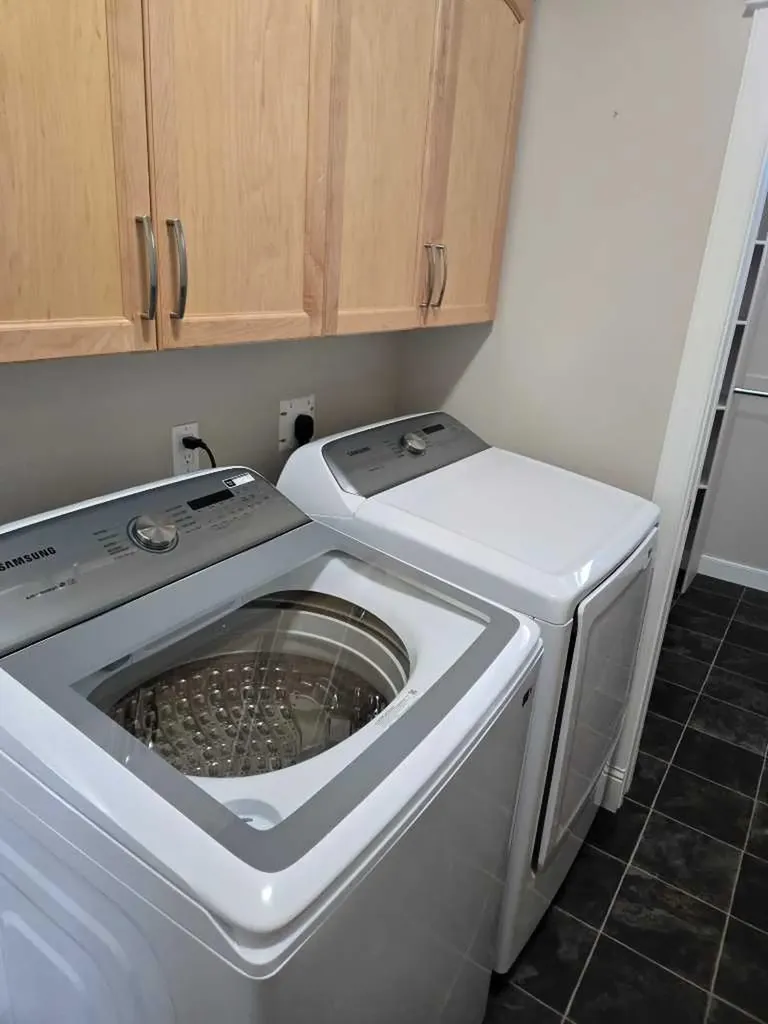 601 3 Street Fox Creek AB T0H1P0