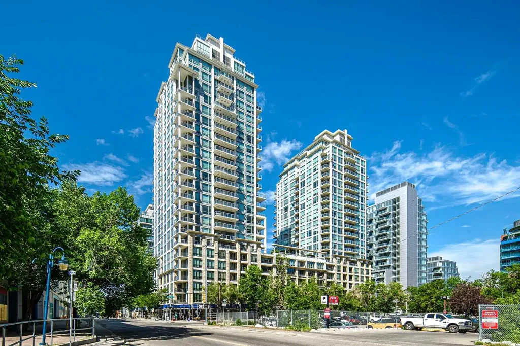 222 Riverfront Avenue SW Calgary AB T2P 0W3