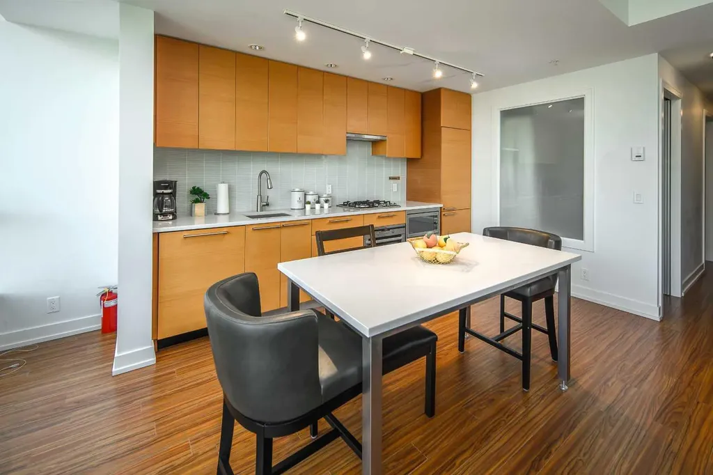 222 Riverfront Avenue SW Calgary AB T2P 0W3