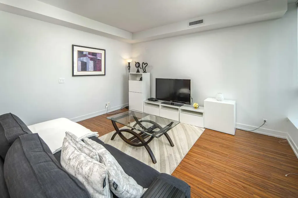222 Riverfront Avenue SW Calgary AB T2P 0W3