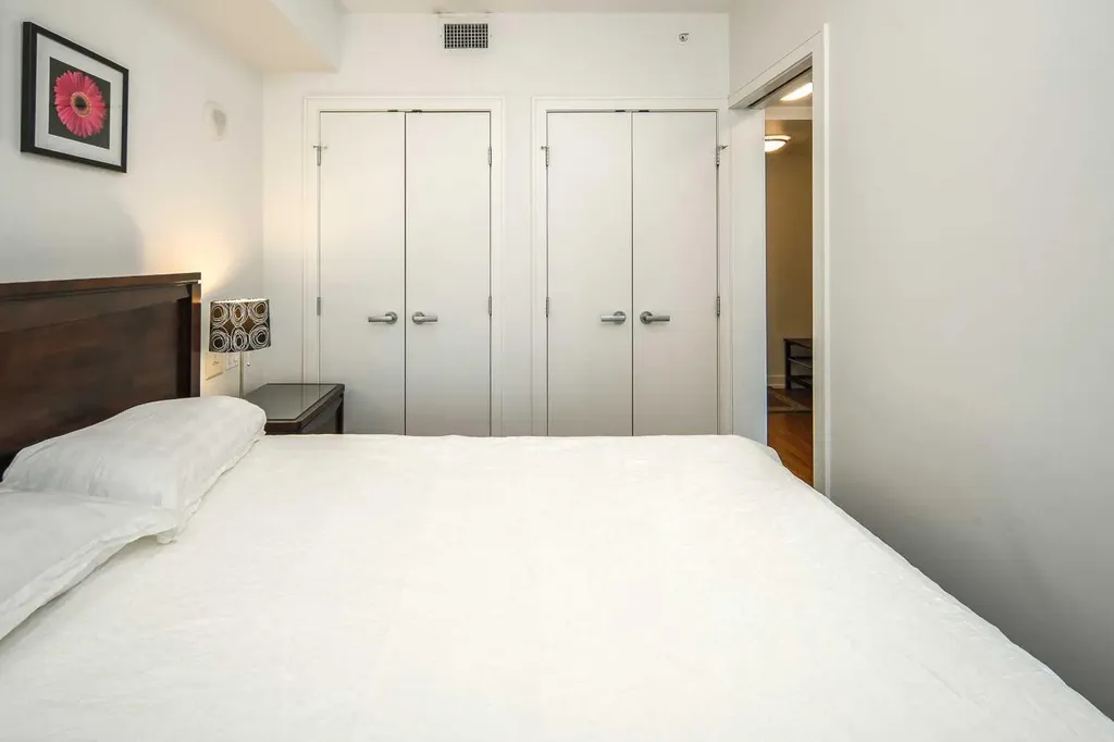 222 Riverfront Avenue SW Calgary AB T2P 0W3
