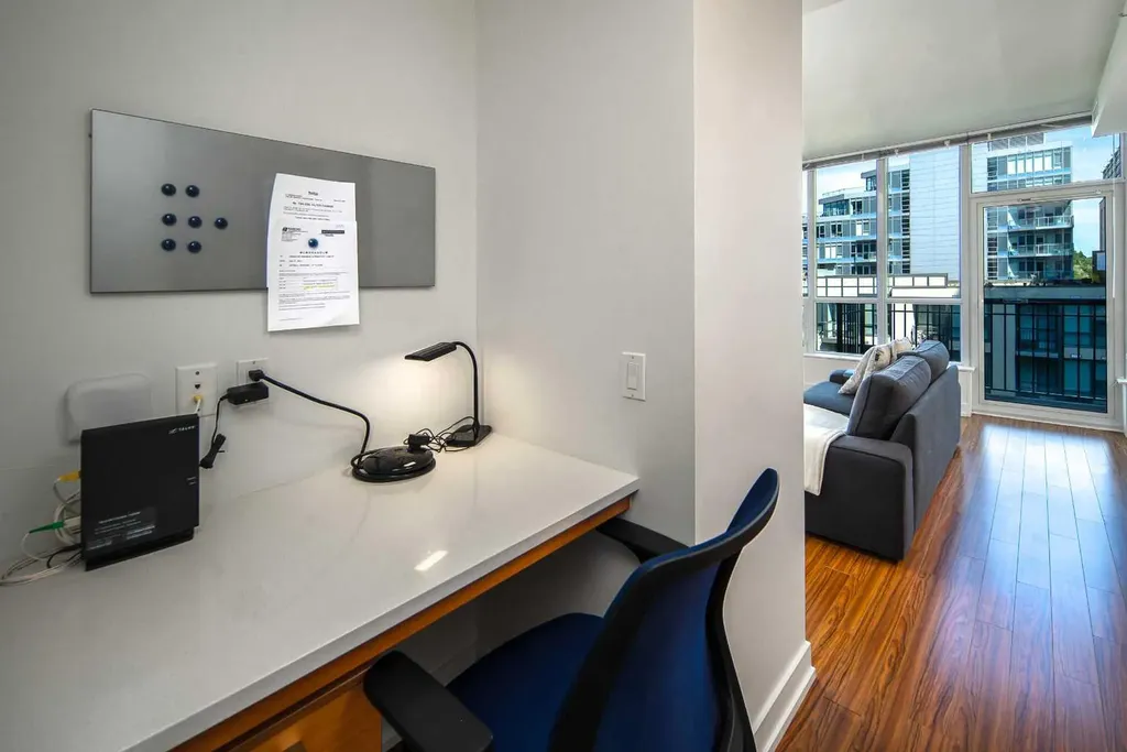 222 Riverfront Avenue SW Calgary AB T2P 0W3