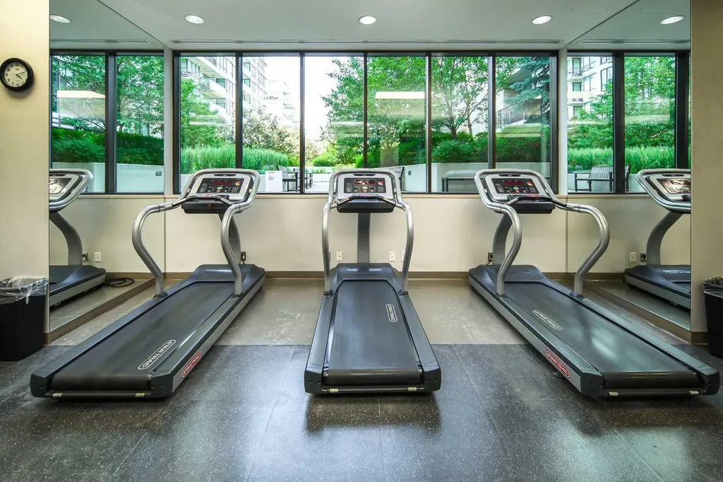 222 Riverfront Avenue SW Calgary AB T2P 0W3