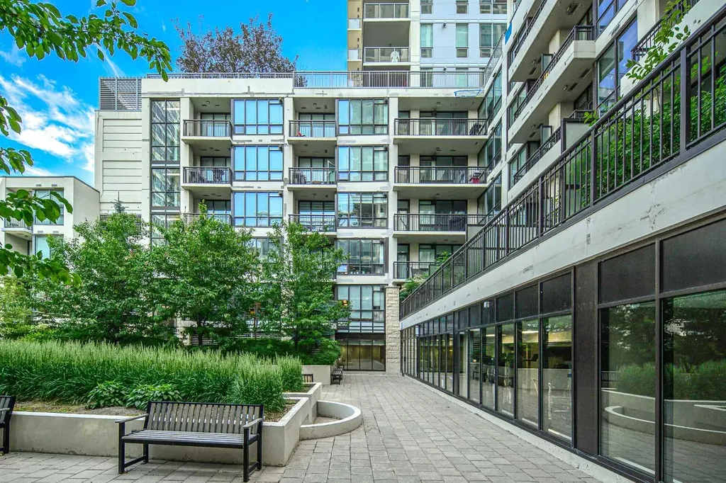222 Riverfront Avenue SW Calgary AB T2P 0W3