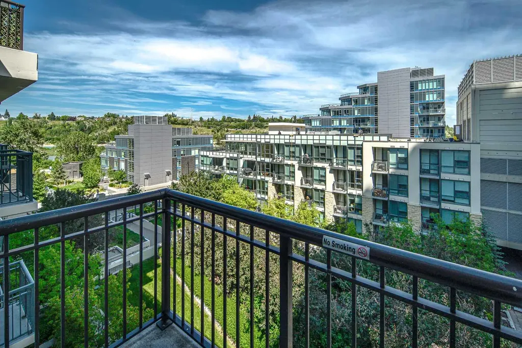 222 Riverfront Avenue SW Calgary AB T2P 0W3