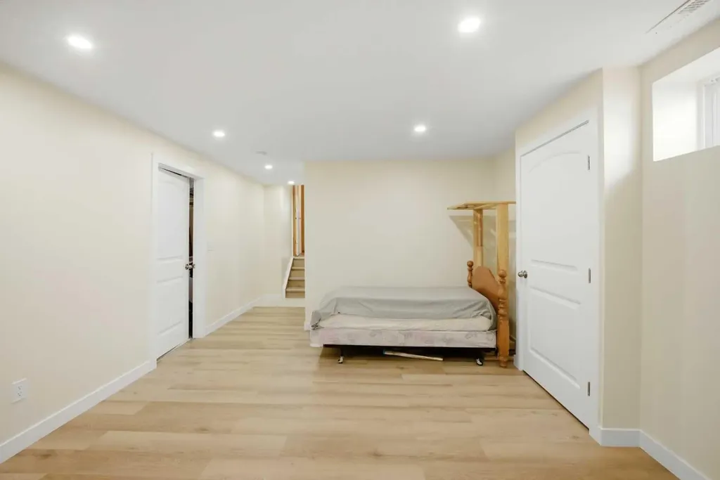 39 Saddlemont Close NE Calgary AB T3J 4V1