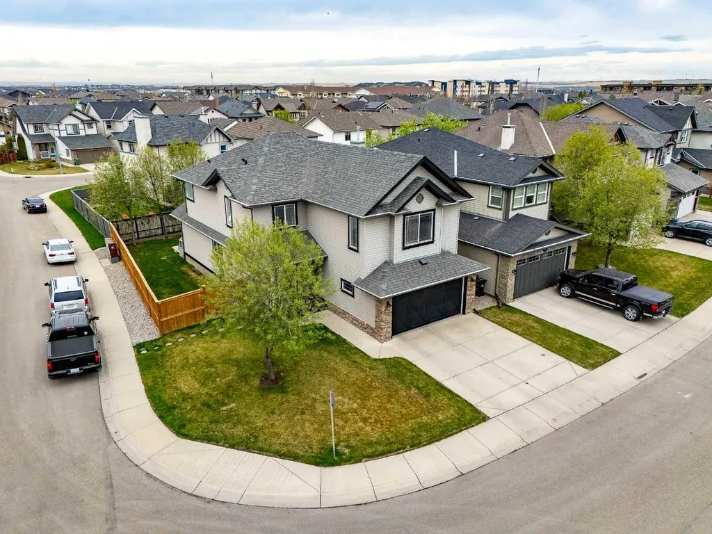 67 Kingsland Heights SE Airdrie AB T4A 0A3