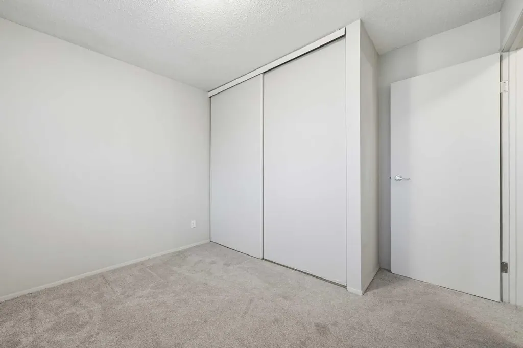 2200 Woodview Drive SW Calgary AB T2W 3N6