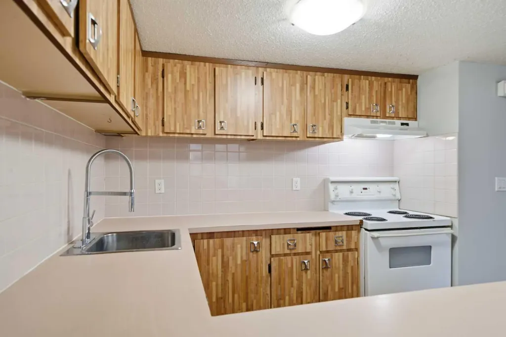 2200 Woodview Drive SW Calgary AB T2W 3N6