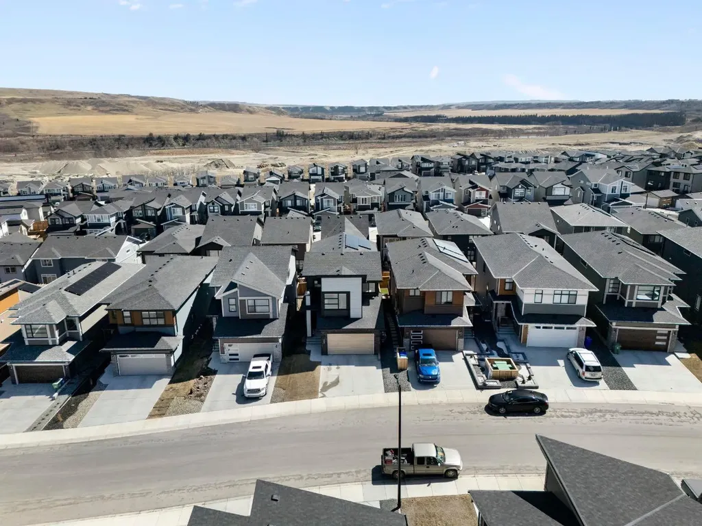 164 Precedence Hill Cochrane AB T4C 2T6