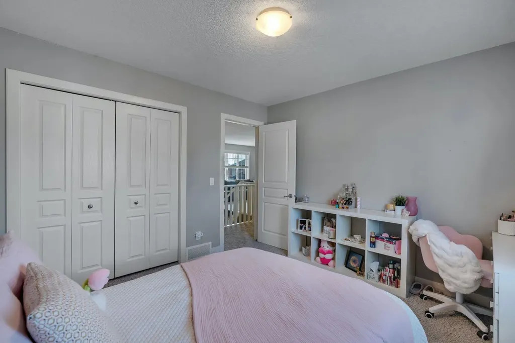 52 West Coach Court SW Calgary AB T3H 0N1