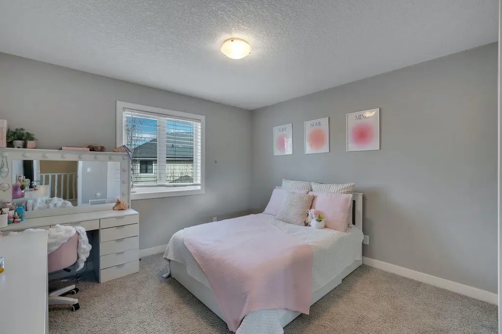 52 West Coach Court SW Calgary AB T3H 0N1
