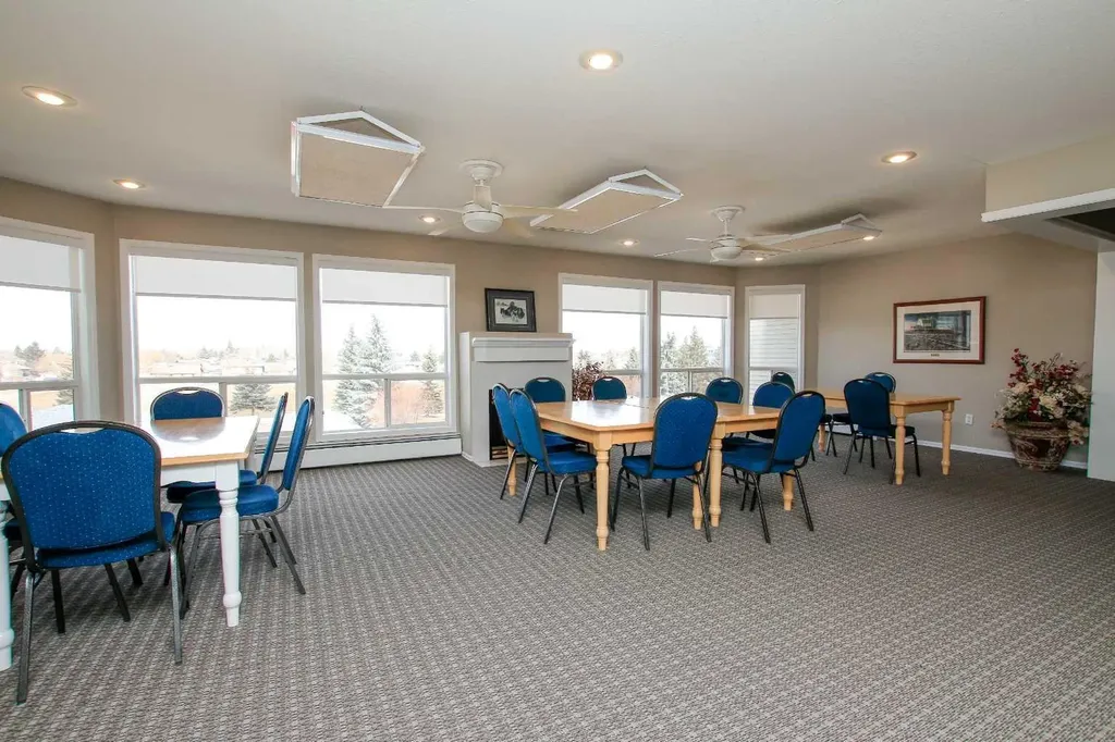 6118 53 Avenue Red Deer AB T4N 6P7