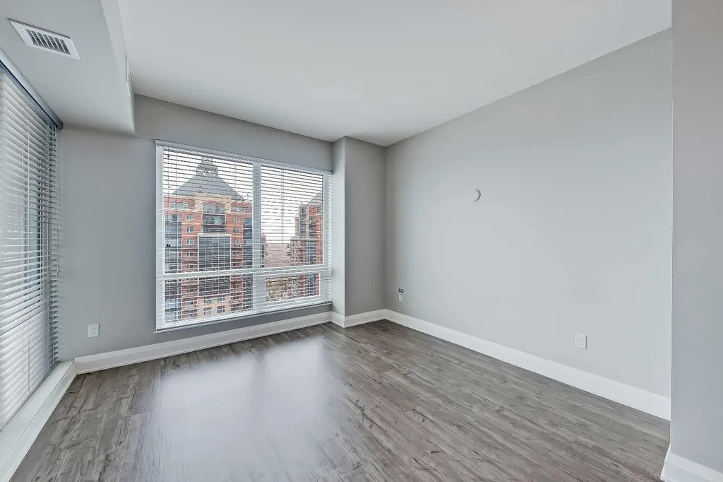 930 6 Avenue SW Calgary AB T2P 1J3