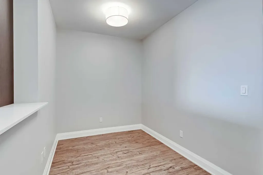 930 6 Avenue SW Calgary AB T2P 1J3