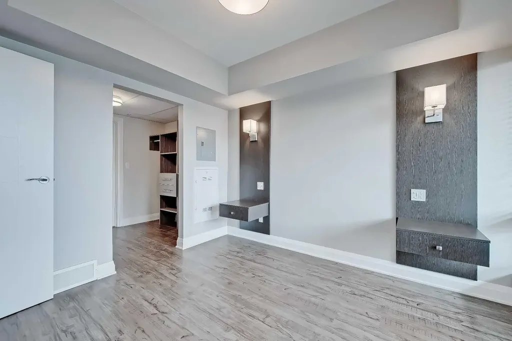 930 6 Avenue SW Calgary AB T2P 1J3