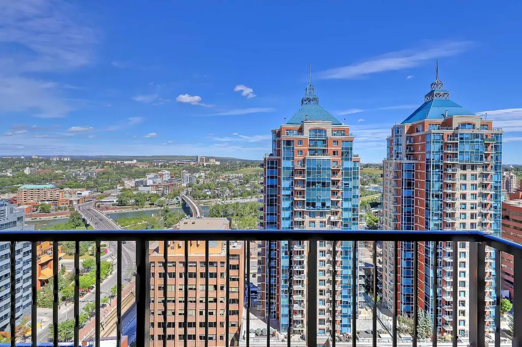 930 6 Avenue SW Calgary AB T2P 1J3
