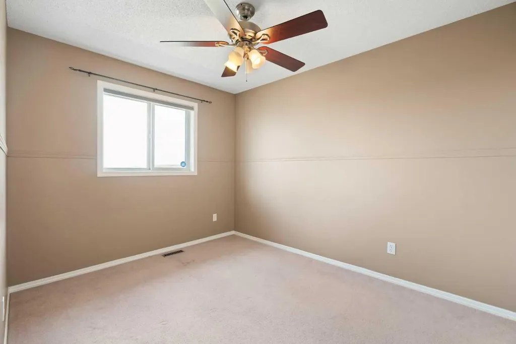 459 Citadel Meadow Bay NW Calgary AB T3G 4Z2