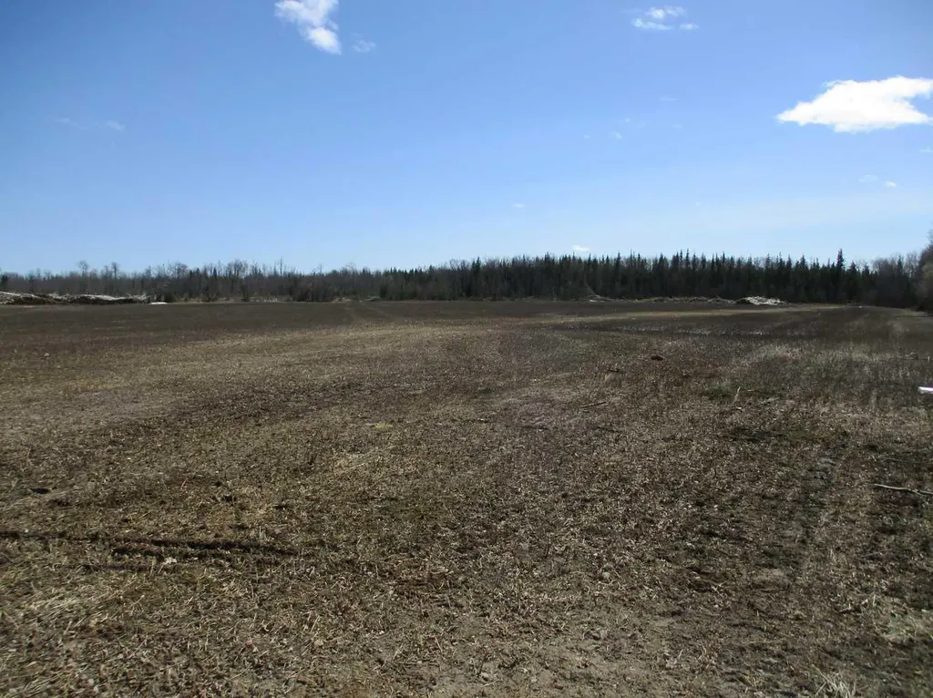 NW-20-83-2-W6TH Rural Clear Hills County AB T0H2L0