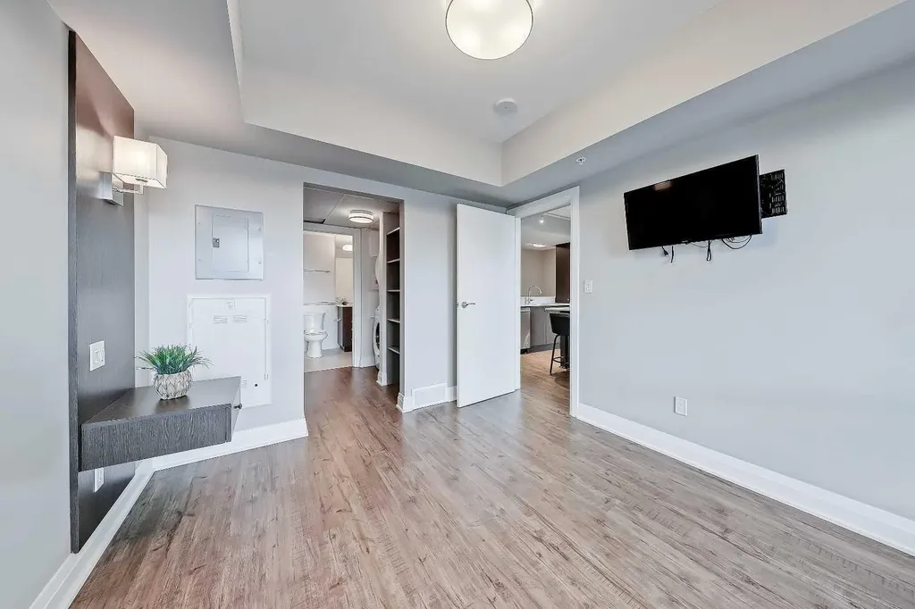 930 6 Avenue SW Calgary AB T2P 1J3