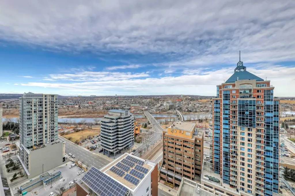 930 6 Avenue SW Calgary AB T2P 1J3
