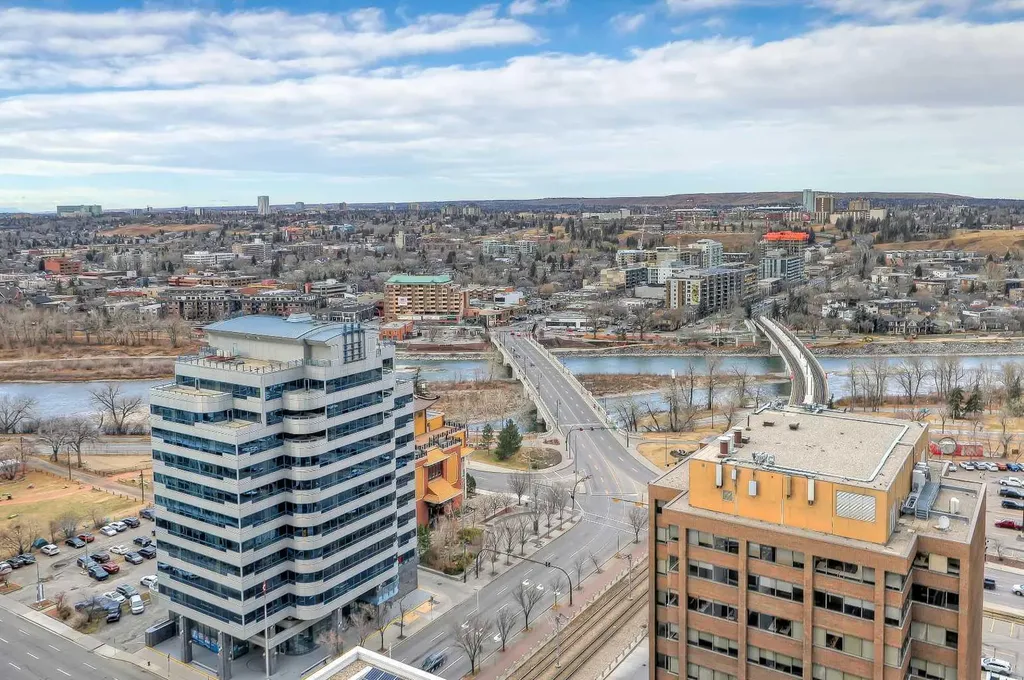 930 6 Avenue SW Calgary AB T2P 1J3