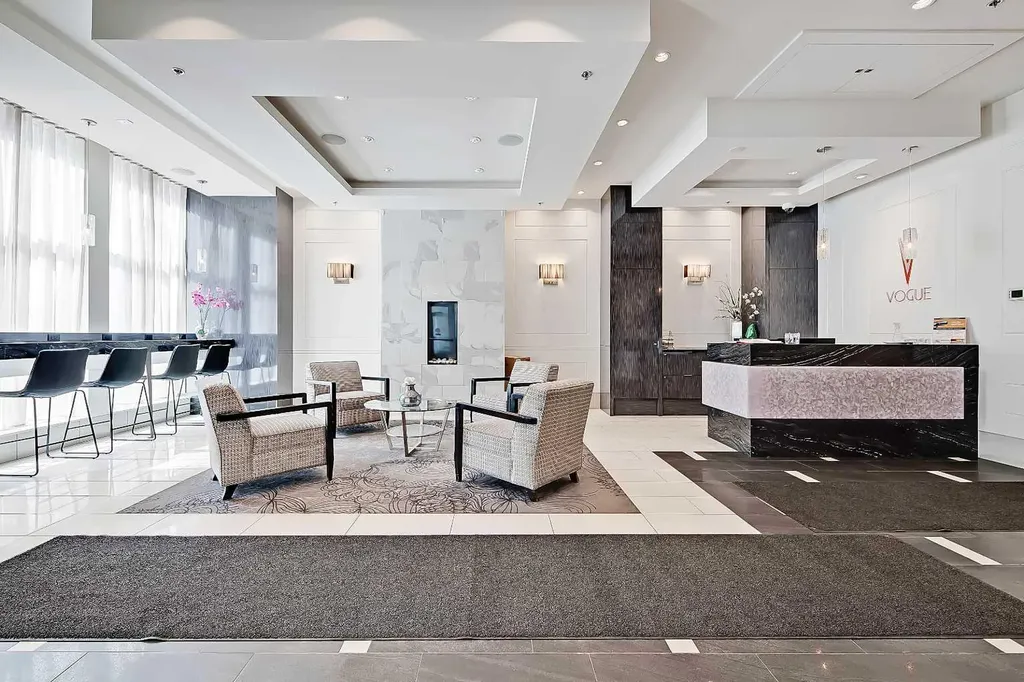 930 6 Avenue SW Calgary AB T2P 1J3