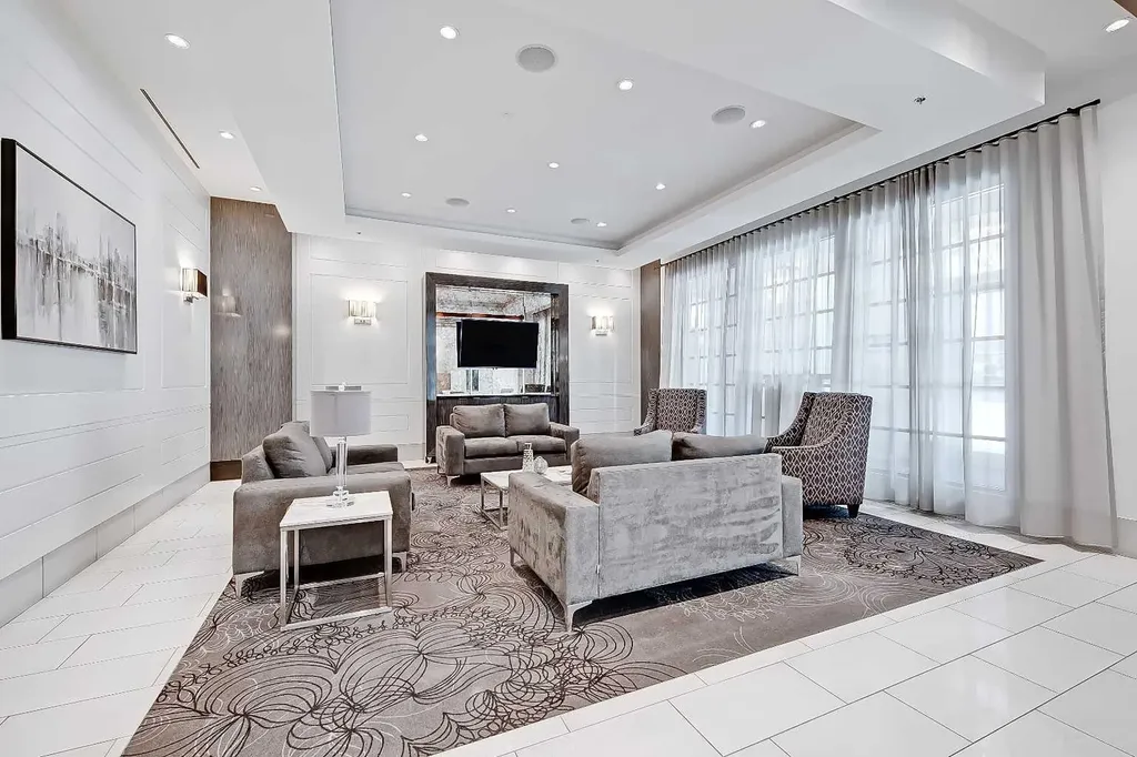 930 6 Avenue SW Calgary AB T2P 1J3
