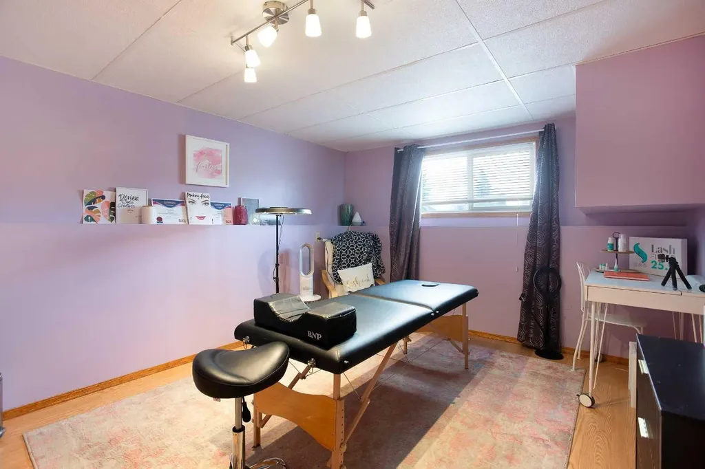 1771 Meadowbrook Drive SE Airdrie AB T4A 2A4