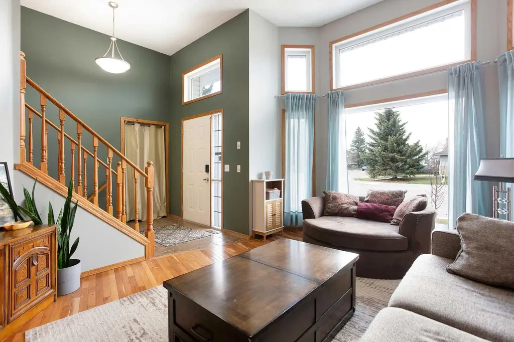 1771 Meadowbrook Drive SE Airdrie AB T4A 2A4