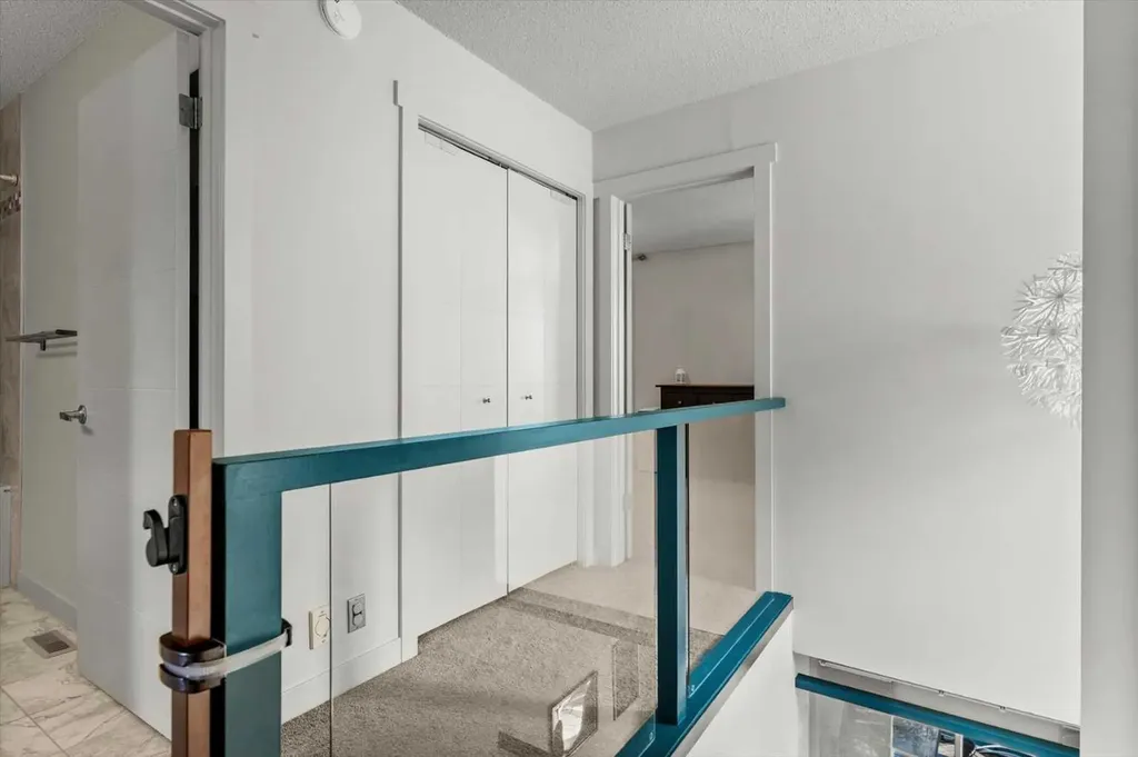 27 Silver Springs Drive NW Calgary AB T3N 4N3
