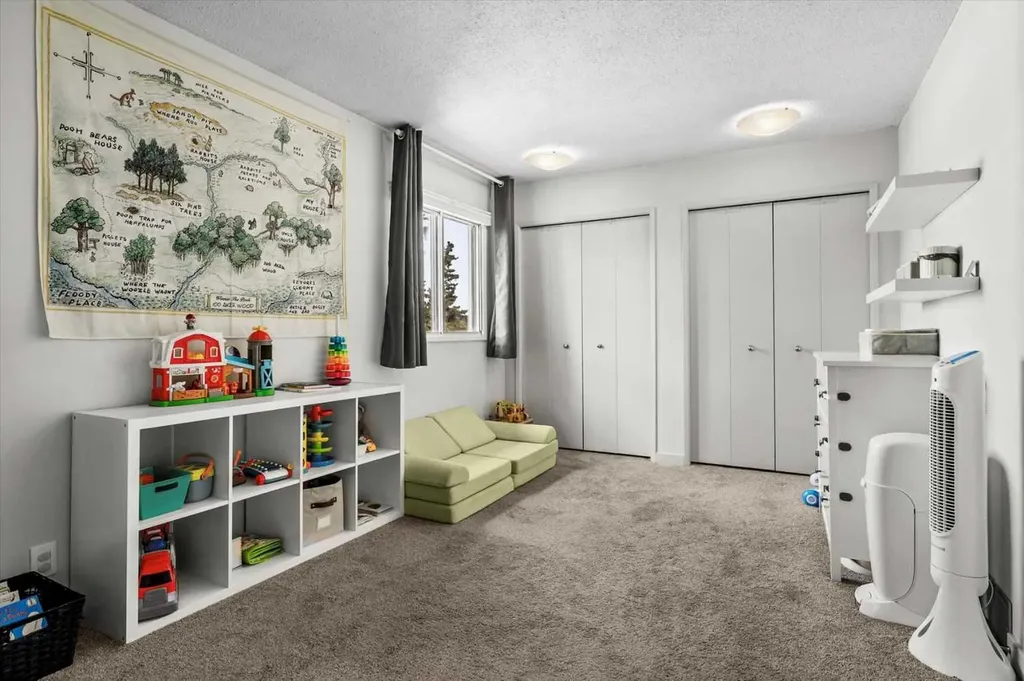 27 Silver Springs Drive NW Calgary AB T3N 4N3