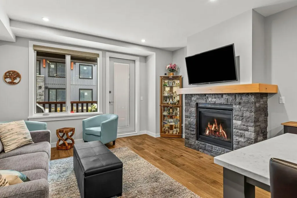 1315 Spring Creek Gate Canmore AB T1W 0N5