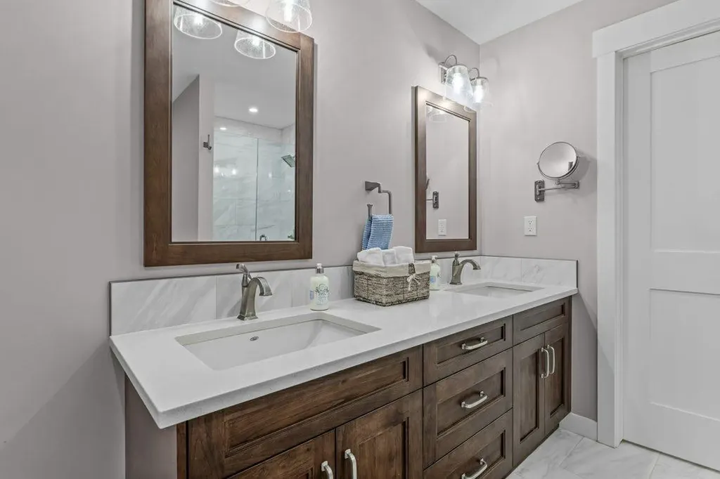 1315 Spring Creek Gate Canmore AB T1W 0N5