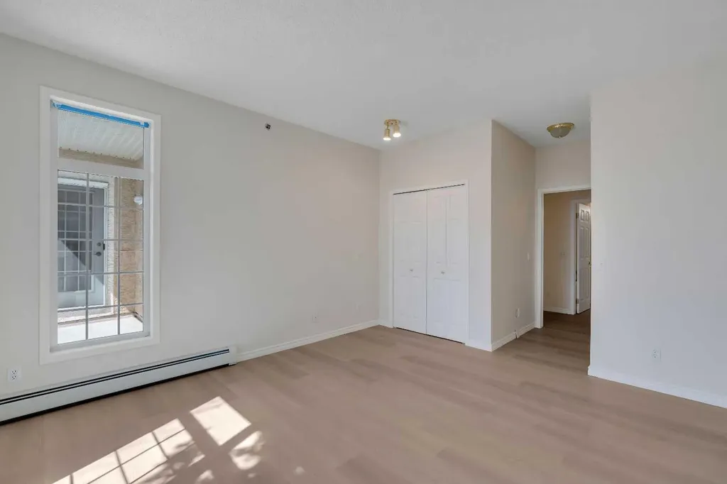 4835 Dalhousie Drive NW Calgary AB T3A 5R7
