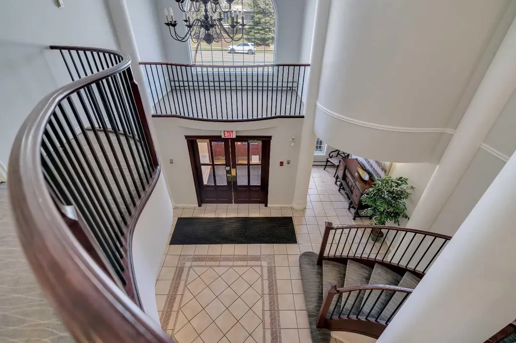 4835 Dalhousie Drive NW Calgary AB T3A 5R7