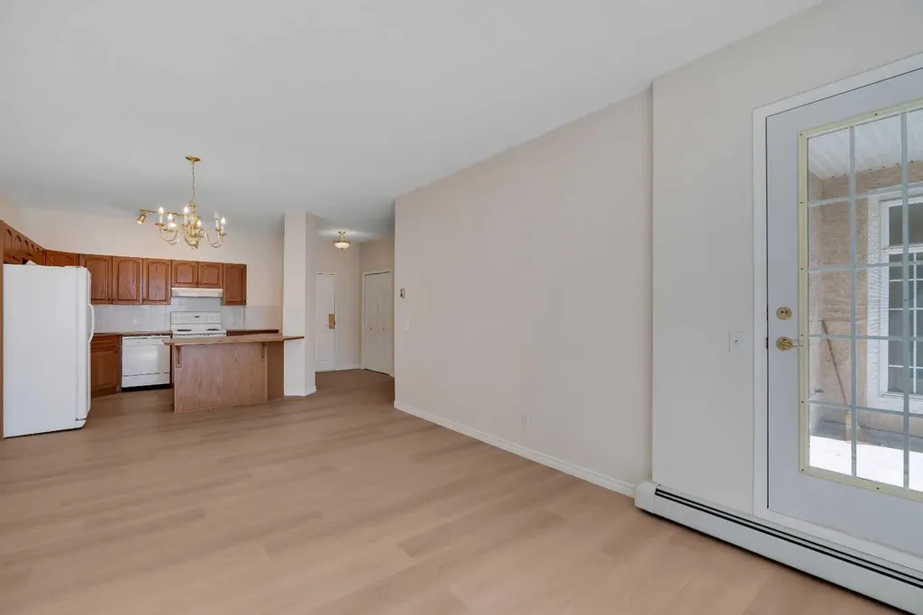 4835 Dalhousie Drive NW Calgary AB T3A 5R7