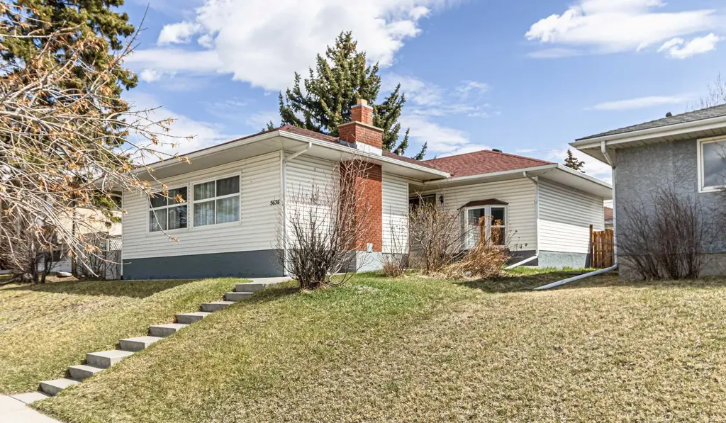 5636 37 Street SW Calgary AB T3E 5M6