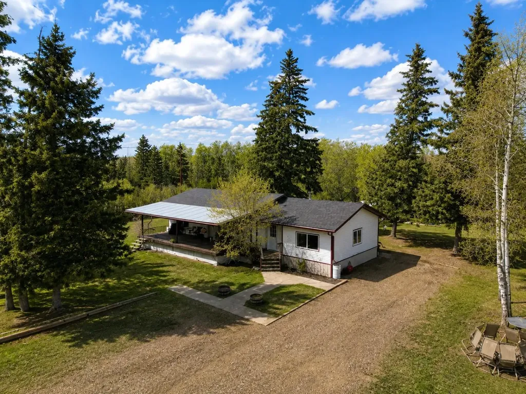 107523 Highway 697 Rural Mackenzie County AB T0H2H0