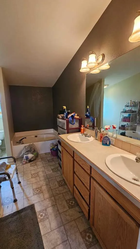 503 5 Avenue Warner AB T0K2L0