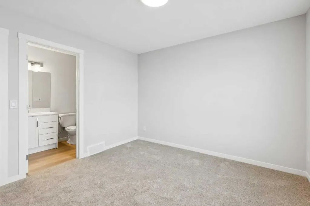 135 Mahogany Parade SE Calgary AB T3M 4K2
