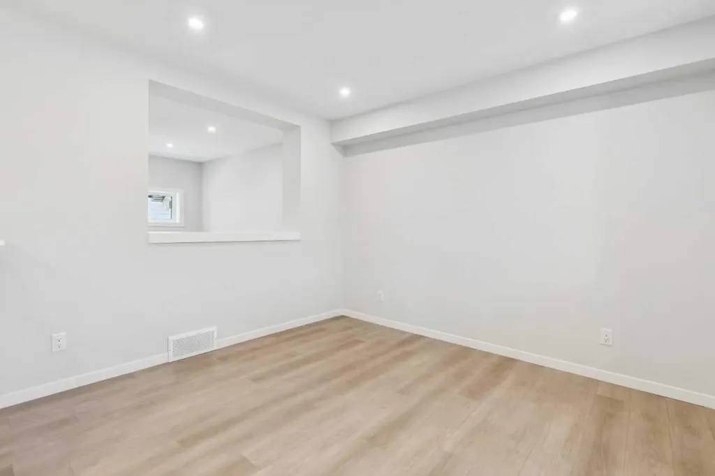 135 Mahogany Parade SE Calgary AB T3M 4K2