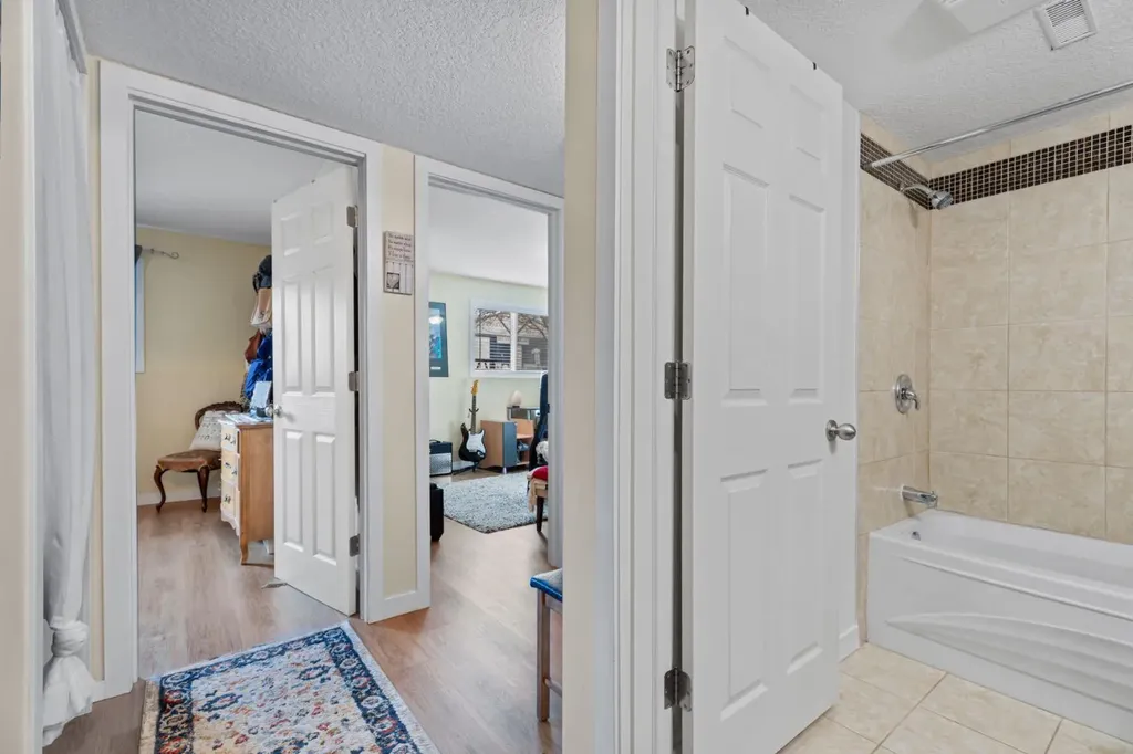 50 8 Avenue SE High River AB T1V 1E8